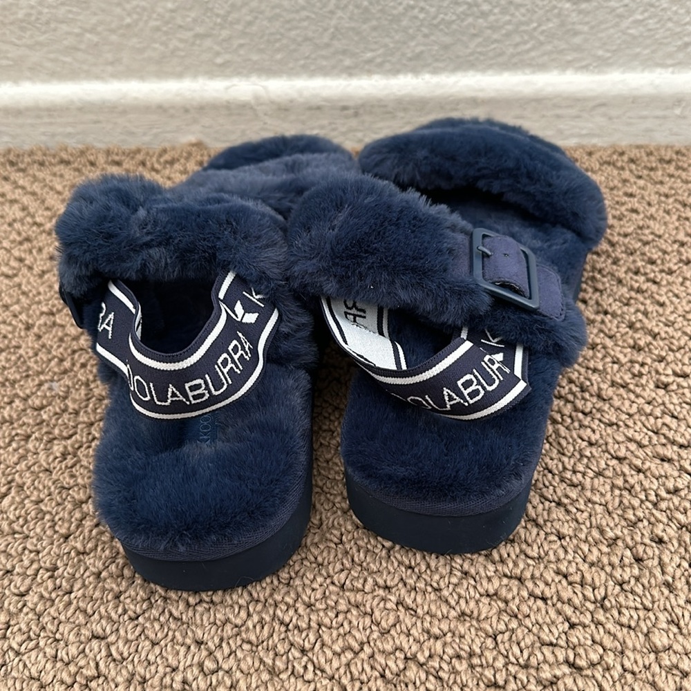 Koolaburra Slippers Size 7 - Picture 3 of 3
